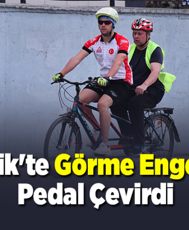 Bilecik'te görme engelliler kılavuz sürücü eşliğinde pedal çevirdi