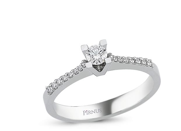 Pırlanta Mücevherlerle Günlük Şıklık ve Özel Anlar