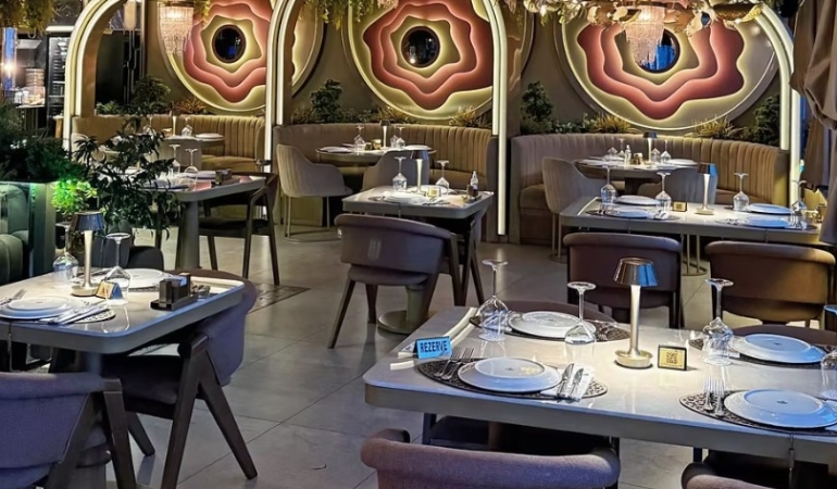 Taksim Restoranlarında Manzara Ayrıcalığını Yaşayın