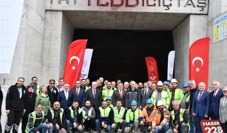 Ulaştırma ve Altyapı Bakanı Uraloğlu, Bilecik’te