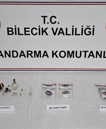 bilecik-haber_bilecik-te-uyusturucu-operasyonunda-3-zanli-yakalandi-7499.jpg