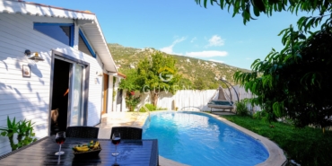 ozel-havuzlu-kiralik-villa