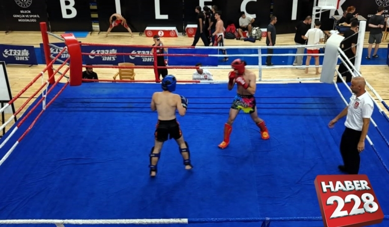 Bilecik’te düzenlenen İllerarası Kick Boks Şampiyonası tamamlandı