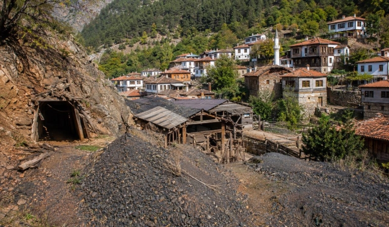 Bakırın Şekillendirdiği İlçe: Küre’de Maden ve Kent Tarihi